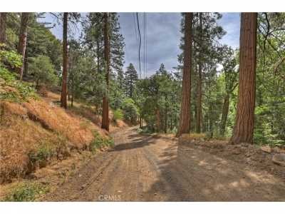 Residential Land For Sale in Cedarpines Park, California