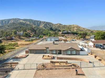 Home For Sale in Cherry Valley, California