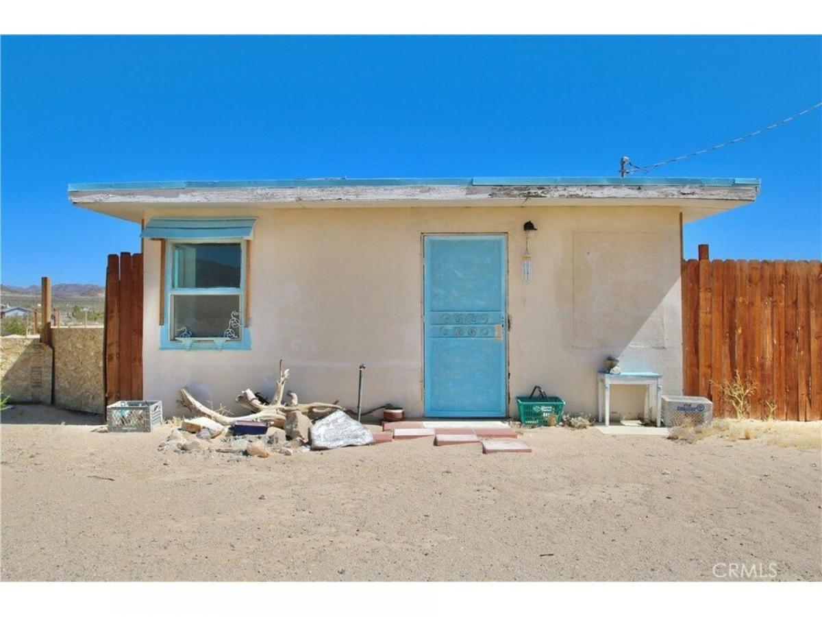 Picture of Home For Sale in 29 Palms, California, United States