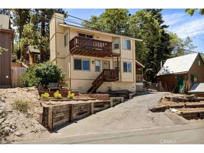 Home For Sale in Green Valley Lake, California