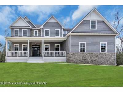 Home For Sale in Manasquan, New Jersey