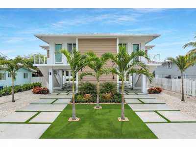 Home For Sale in Key Colony, Florida