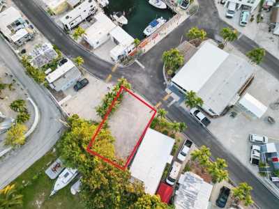 Residential Land For Sale in Marathon, Florida