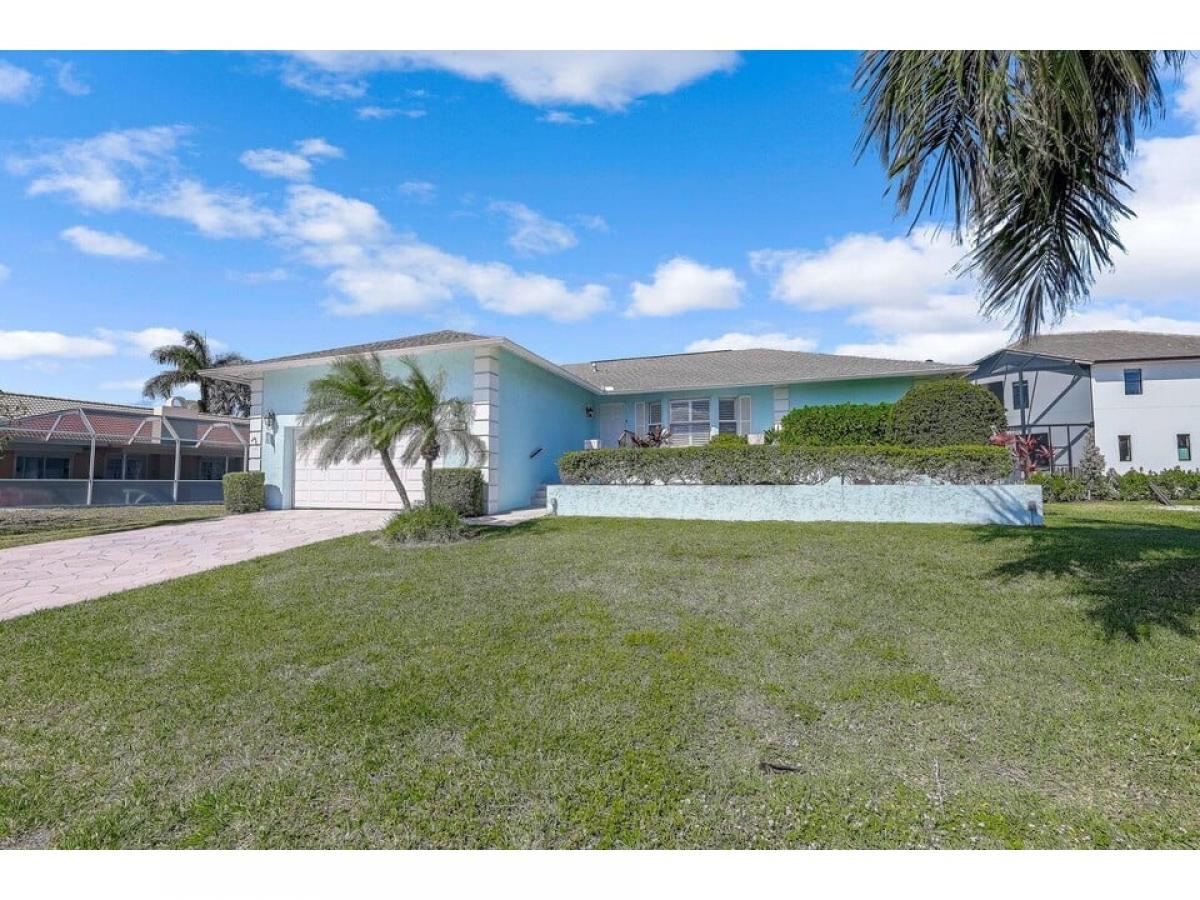 Picture of Home For Sale in Marco Island, Florida, United States