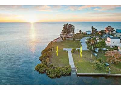 Residential Land For Sale in Hudson, Florida