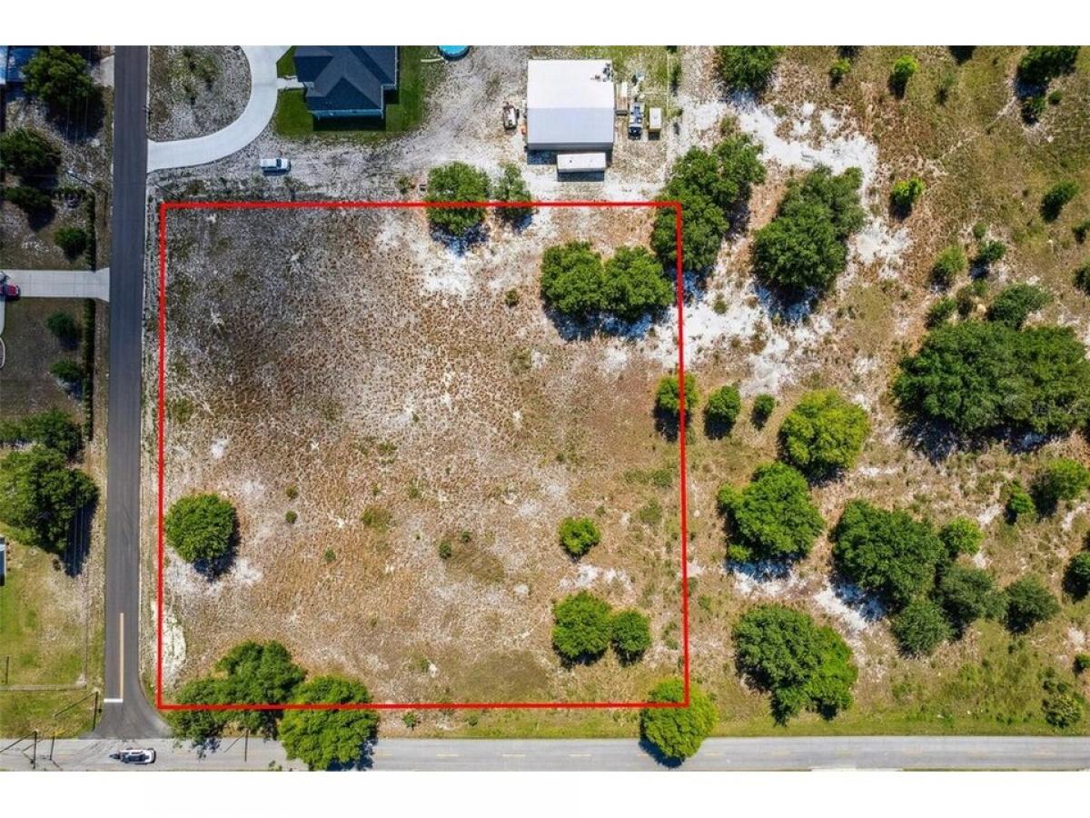 Picture of Residential Land For Sale in Deland, Florida, United States