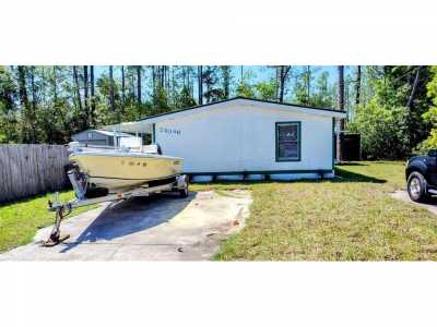 Home For Sale in Astor, Florida