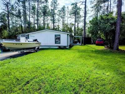 Home For Sale in Astor, Florida