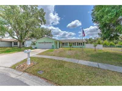 Home For Sale in Brandon, Florida