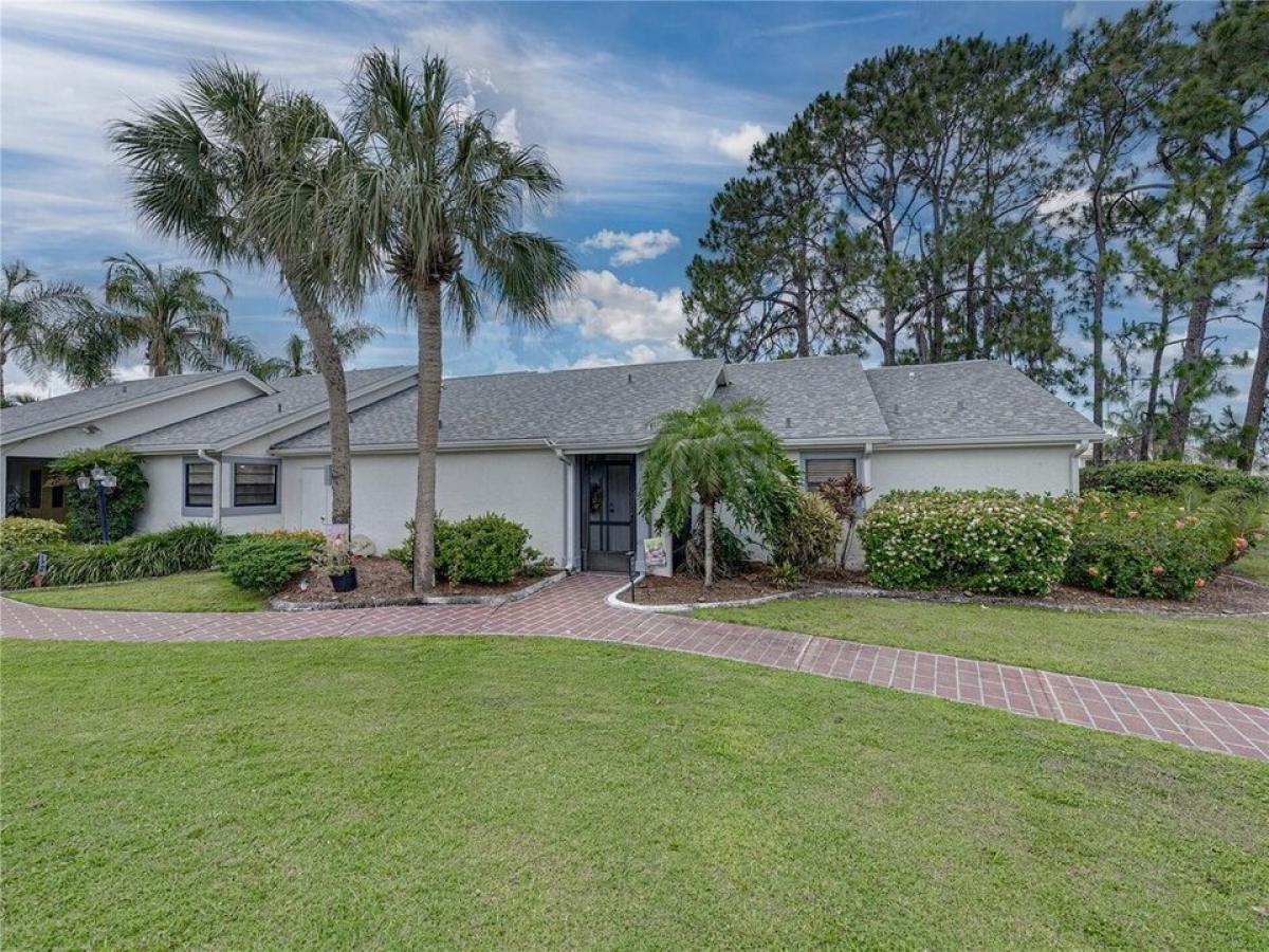 Picture of Home For Sale in Sun City Center, Florida, United States