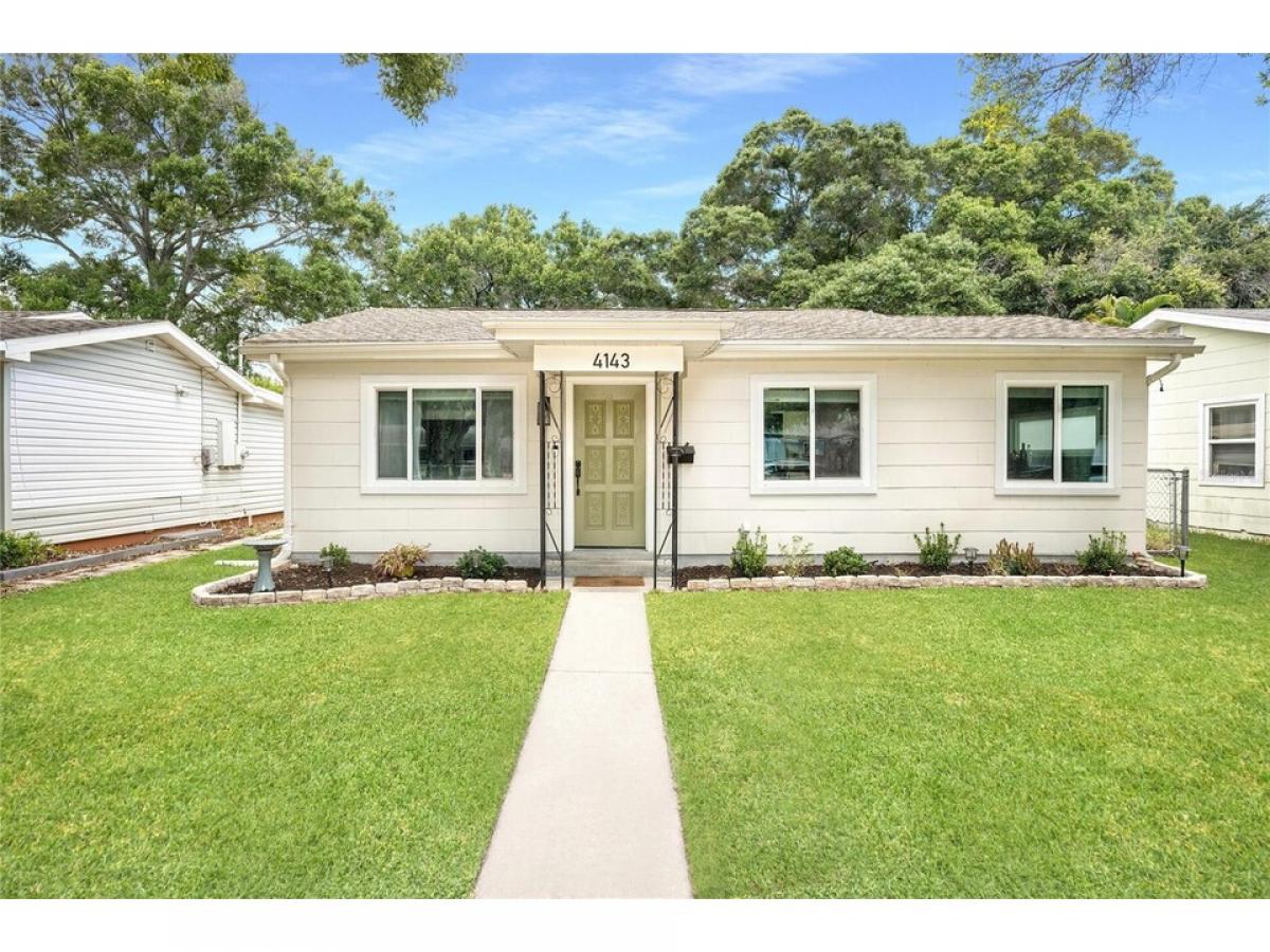 Picture of Home For Sale in Saint Petersburg, Florida, United States