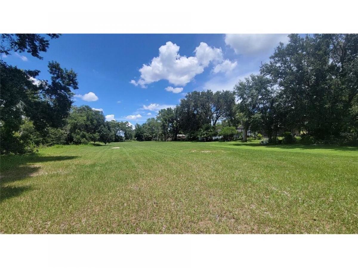 Picture of Residential Land For Sale in Brandon, Florida, United States