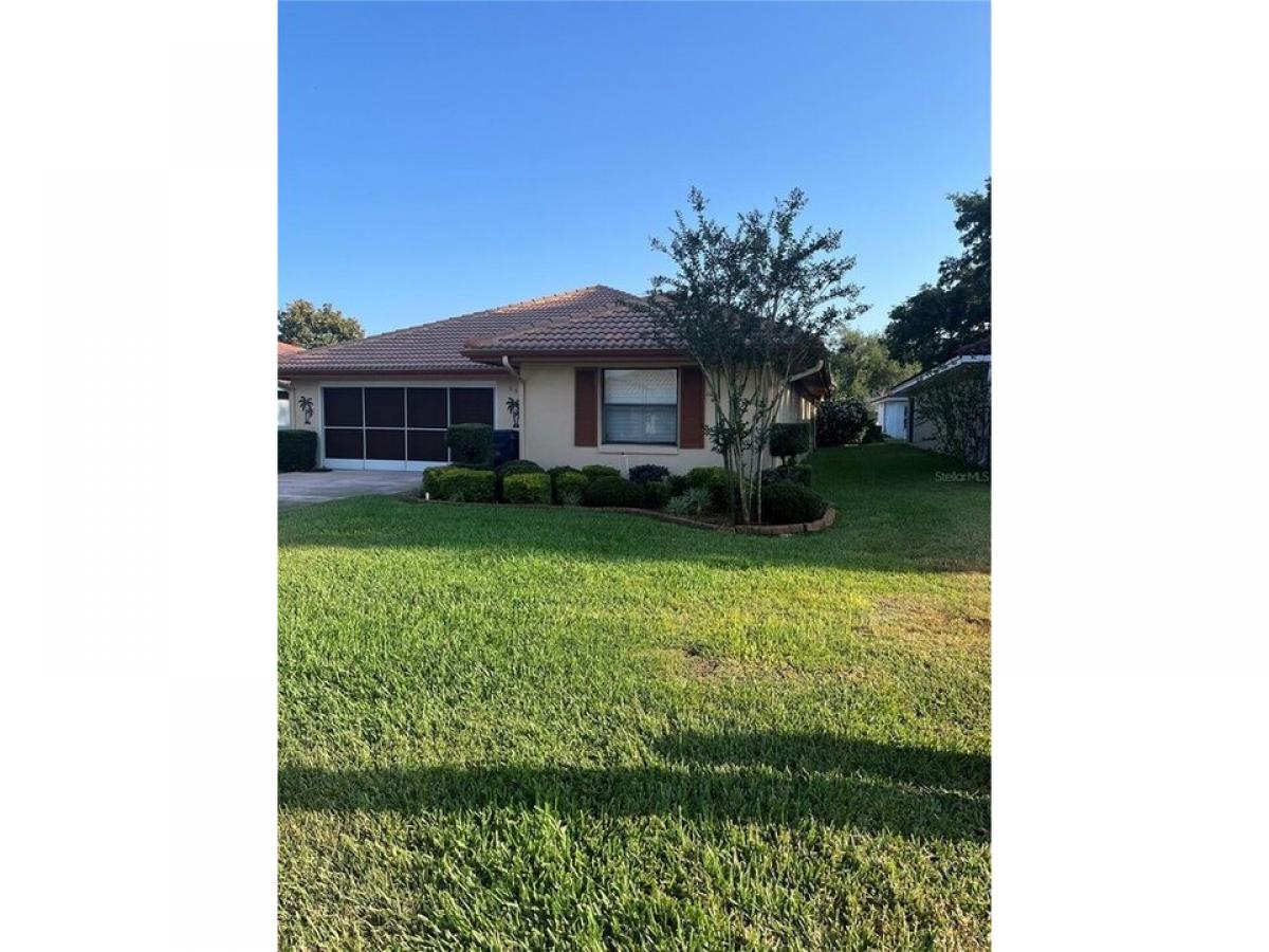 Picture of Home For Sale in Winter Haven, Florida, United States