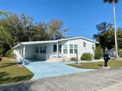 Home For Sale in Winter Haven, Florida