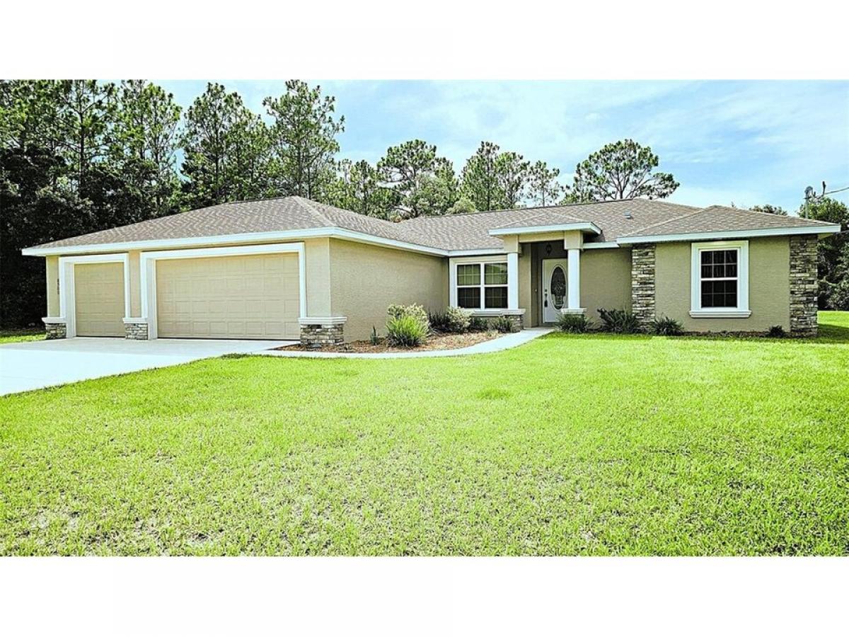 Picture of Home For Sale in Citrus Springs, Florida, United States