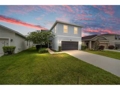 Home For Sale in Fruitland Park, Florida