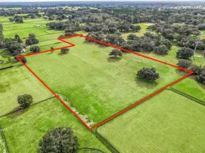 Residential Land For Sale in Reddick, Florida