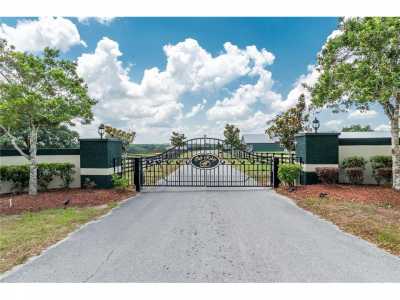 Home For Sale in Morriston, Florida