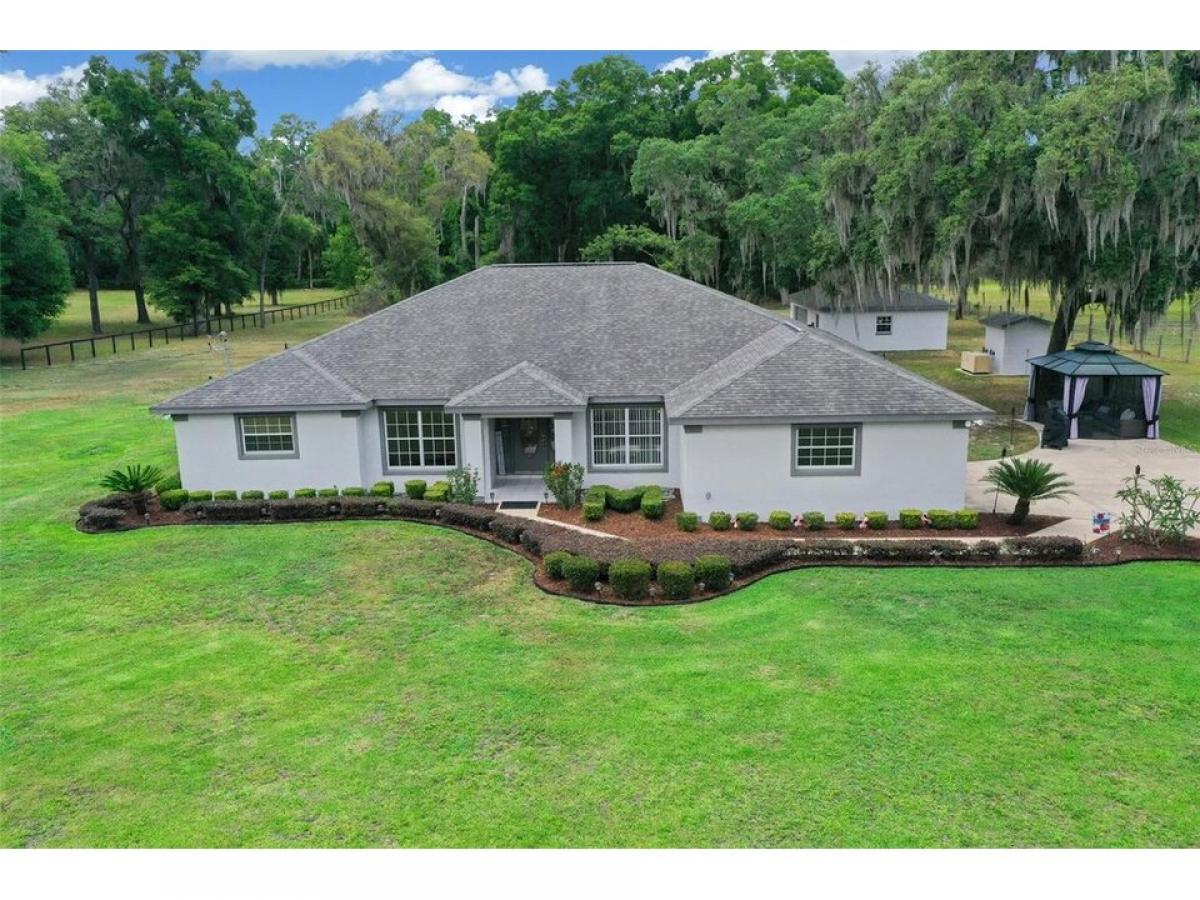 Picture of Home For Sale in Anthony, Florida, United States