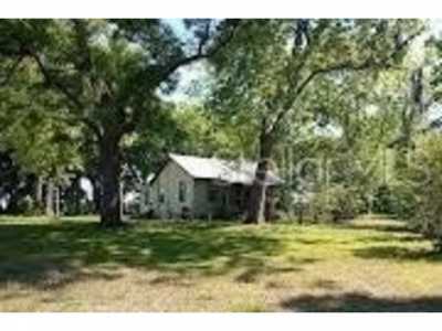 Home For Sale in Anthony, Florida