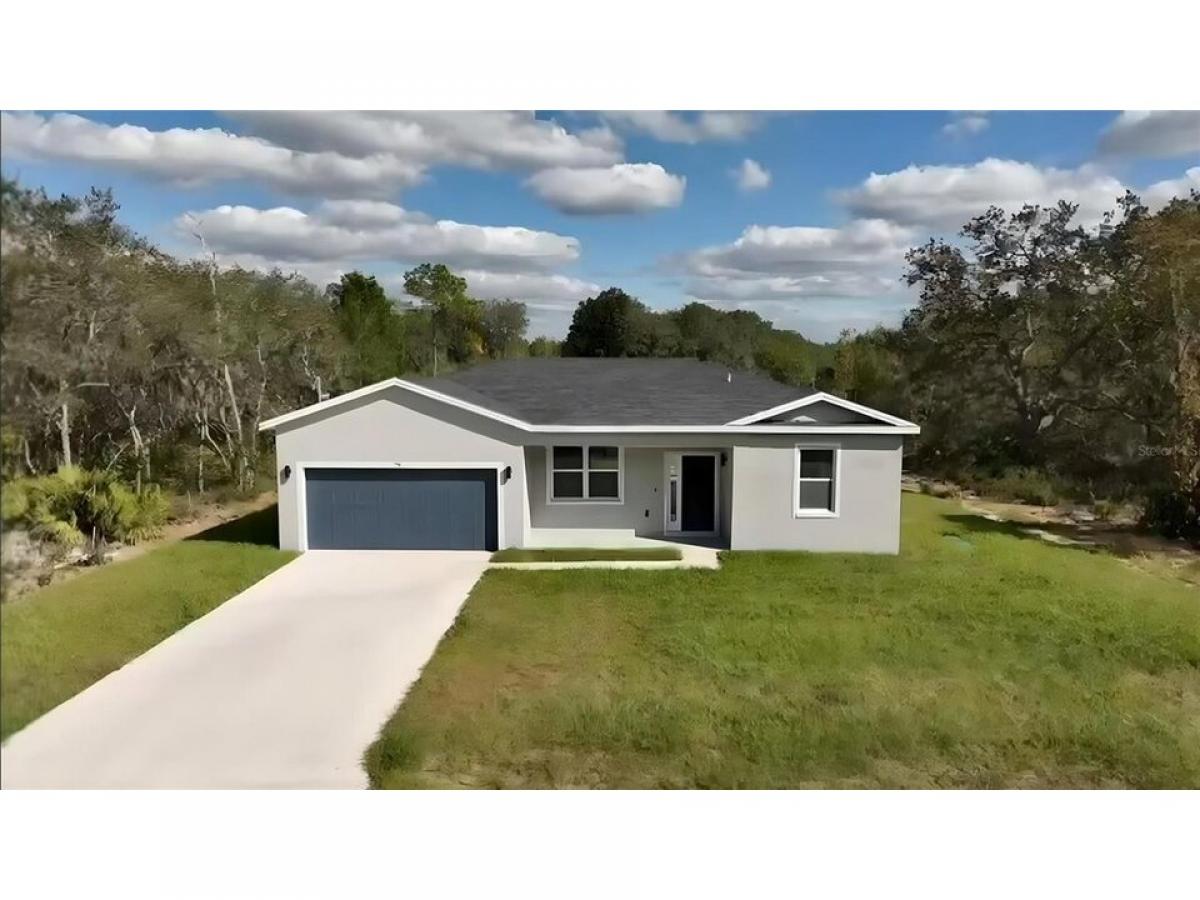 Picture of Home For Sale in Ocklawaha, Florida, United States