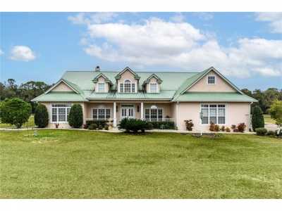 Home For Sale in Morriston, Florida