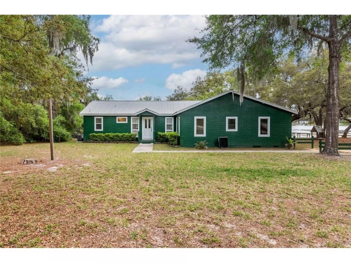 Picture of Home For Sale in Fort Mc Coy, Florida, United States