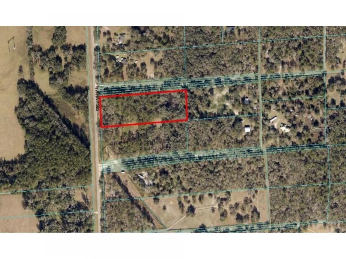 Picture of Residential Land For Sale in Reddick, Florida, United States