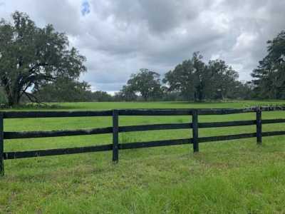 Residential Land For Sale in Morriston, Florida