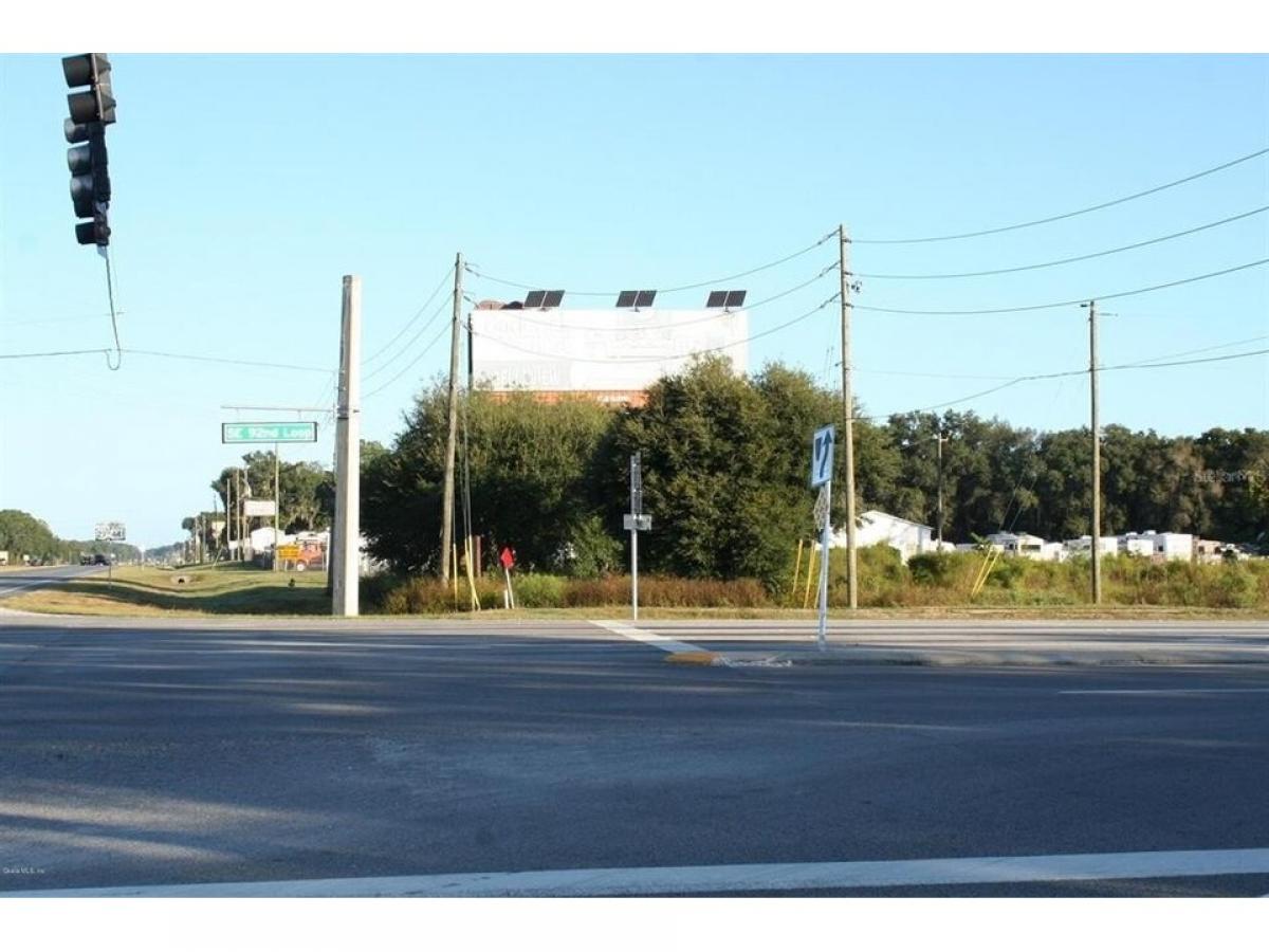 Picture of Residential Land For Sale in Summerfield, Florida, United States