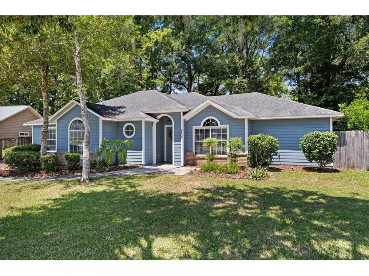 Picture of Home For Sale in Gainesville, Florida, United States