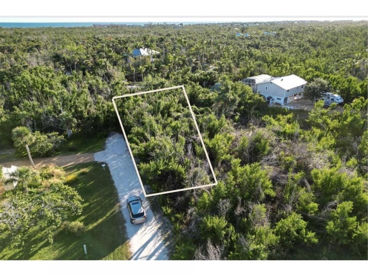 Picture of Residential Land For Sale in Sanibel, Florida, United States