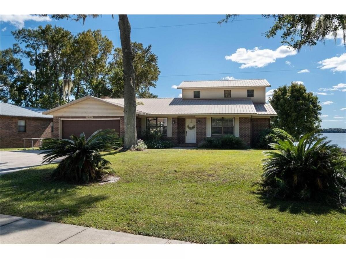 Picture of Home For Sale in Hampton, Florida, United States