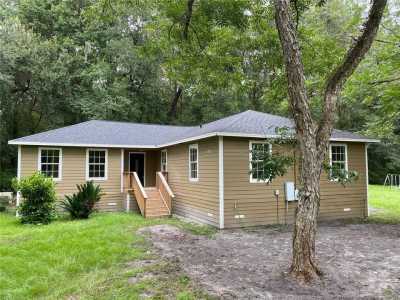 Home For Sale in Hawthorne, Florida