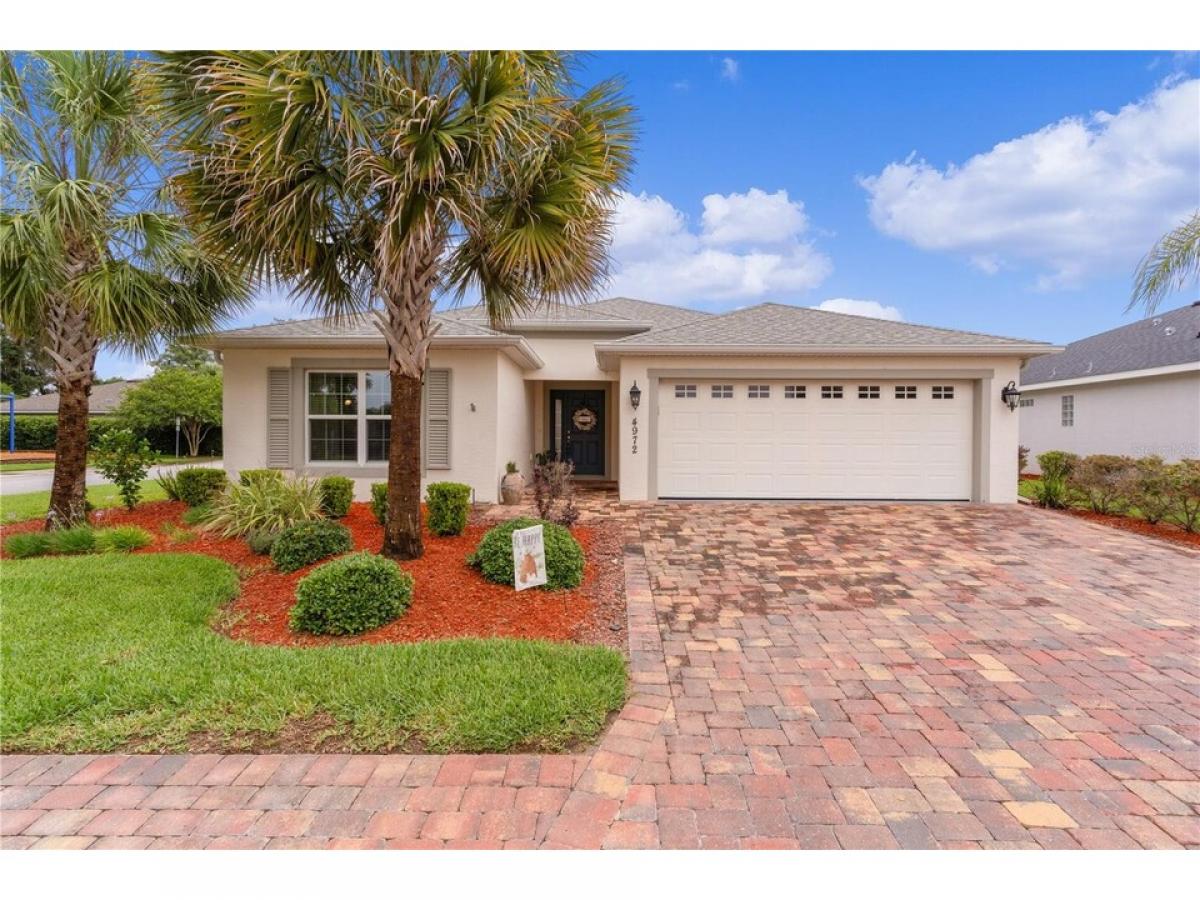 Picture of Home For Sale in Oxford, Florida, United States