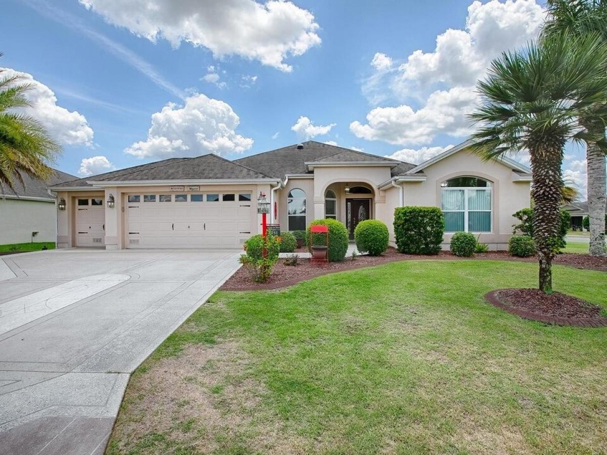 Picture of Home For Sale in The Villages, Florida, United States