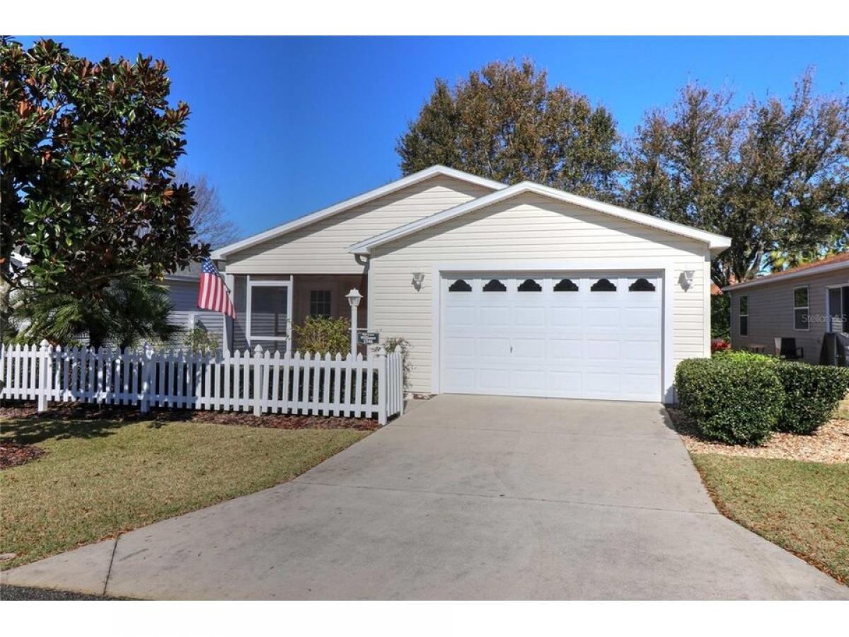 Picture of Home For Sale in The Villages, Florida, United States