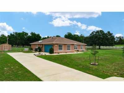 Home For Sale in Wildwood, Florida