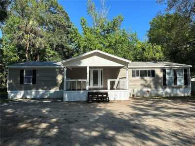 Home For Sale in Bunnell, Florida