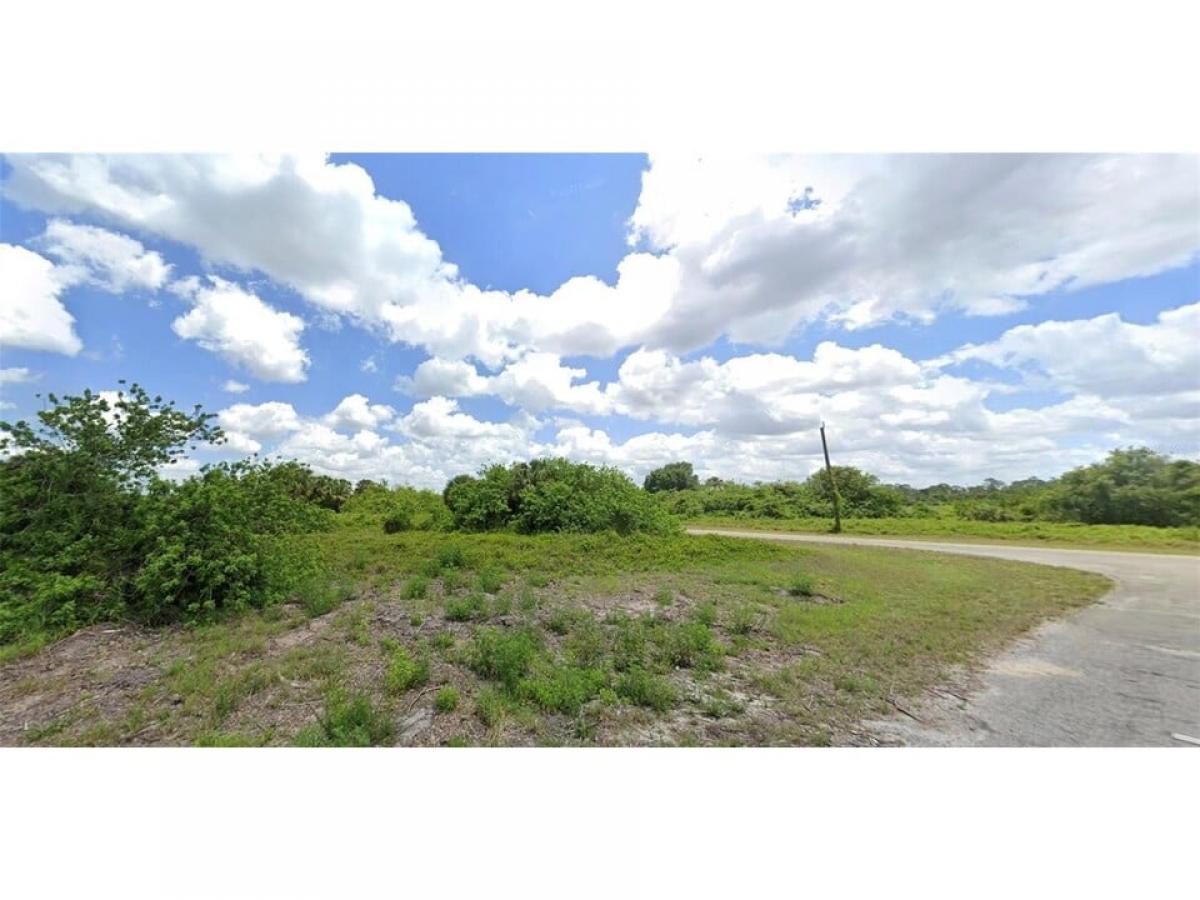 Picture of Residential Land For Sale in Labelle, Florida, United States