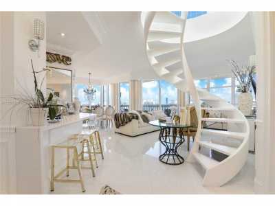 Home For Sale in Aventura, Florida