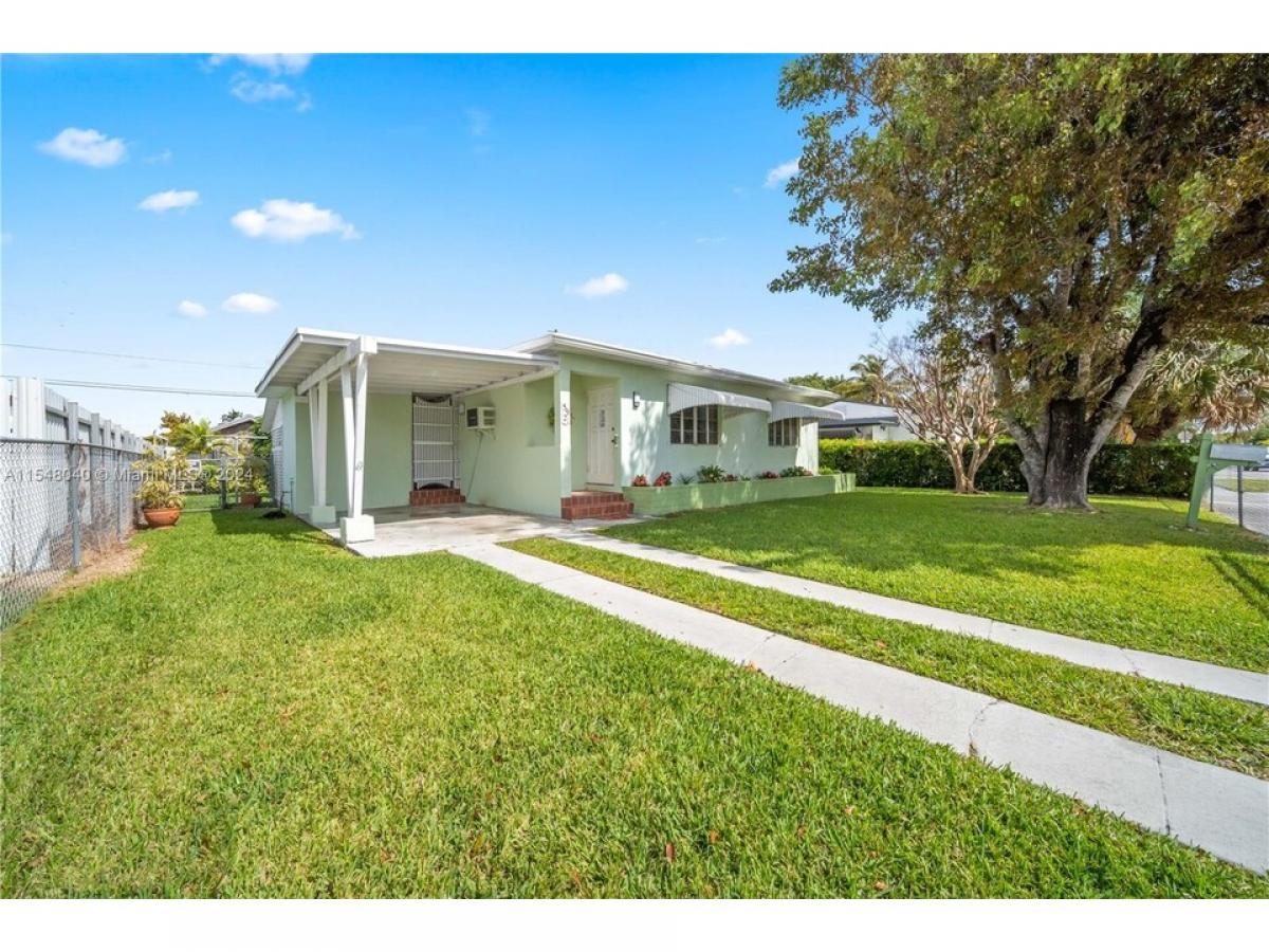 Picture of Home For Sale in Miami, Florida, United States