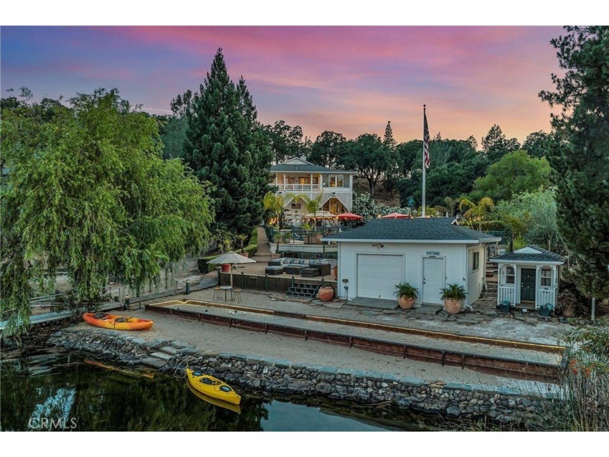 Picture of Home For Sale in Hidden Valley Lake, California, United States