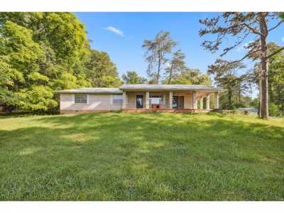 Home For Sale in New Tazewell, Tennessee