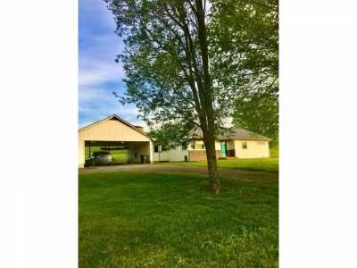 Home For Sale in Parrottsville, Tennessee