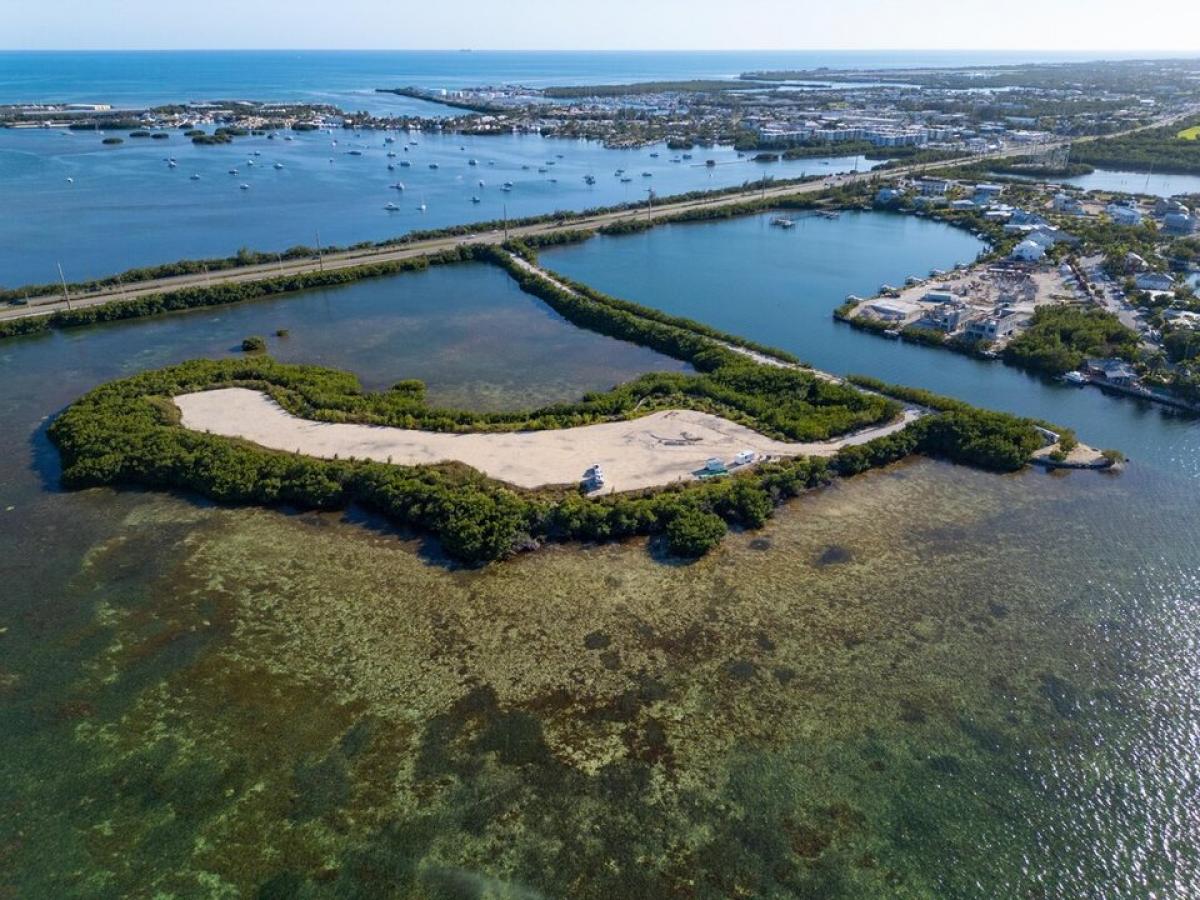 Picture of Residential Land For Sale in Key Haven, Florida, United States