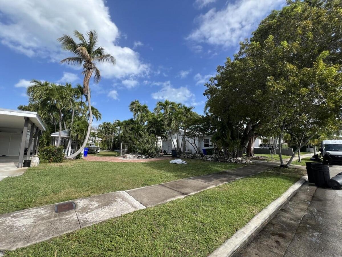 Picture of Residential Land For Sale in Key West, Florida, United States