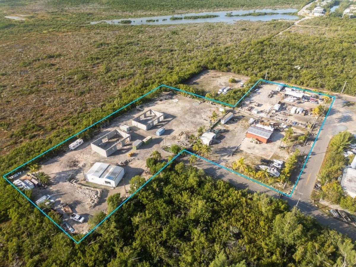 Picture of Home For Sale in Big Pine Key, Florida, United States