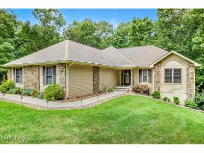 Home For Sale in Fairfield Glade, Tennessee