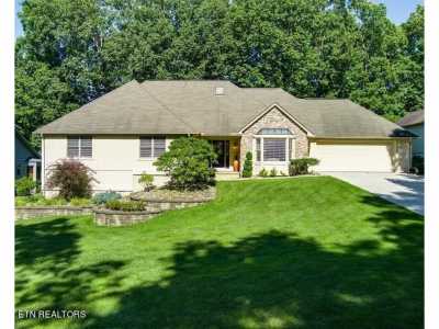 Home For Sale in Crossville, Tennessee